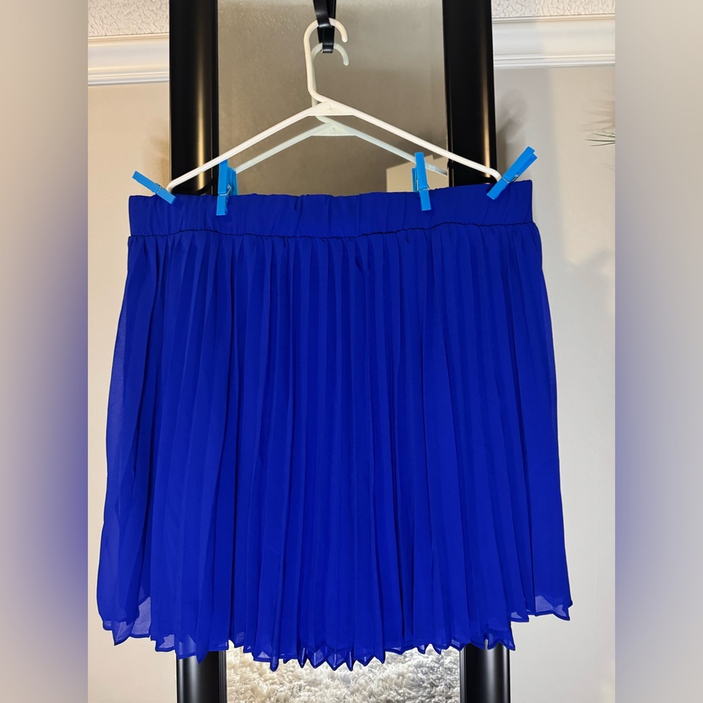 Torrid Royal Blue Pleated Mini Skirt - Picture 8 of 13